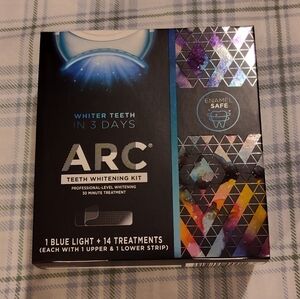 NWT! ARC Teeth Whitening Kit (Have 4 Available For Sale)
